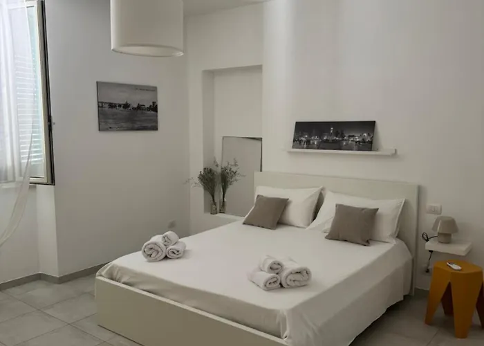 Finestra Tra I Vicoli - Nel Cuore Di * Vasto